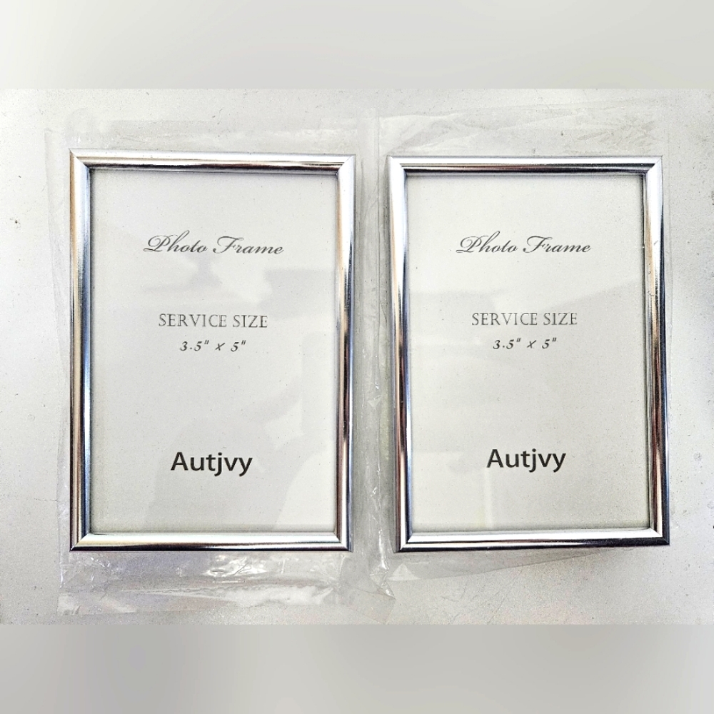 Autjvy 2 pack silver 3.5" x 5" frames